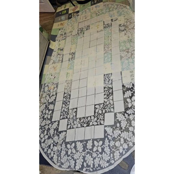 Antique Vtg Handmade Lace Estate Oval Tablecloth w/ Cutwork Leaf & Acorn Design - Picture 3 of 7